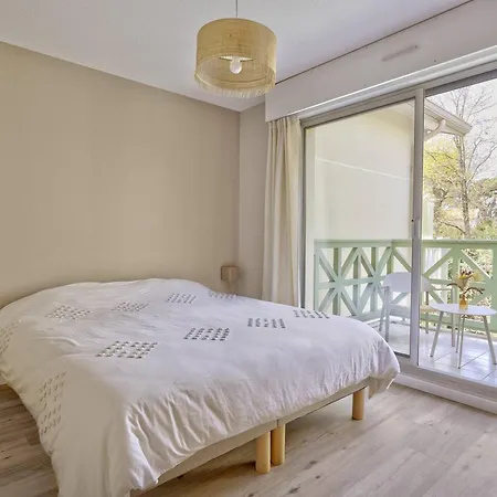 Arcachon: T2 Residentiel Pres Plage, 2 Balcons - Fr-1-433-137 阿卡雄