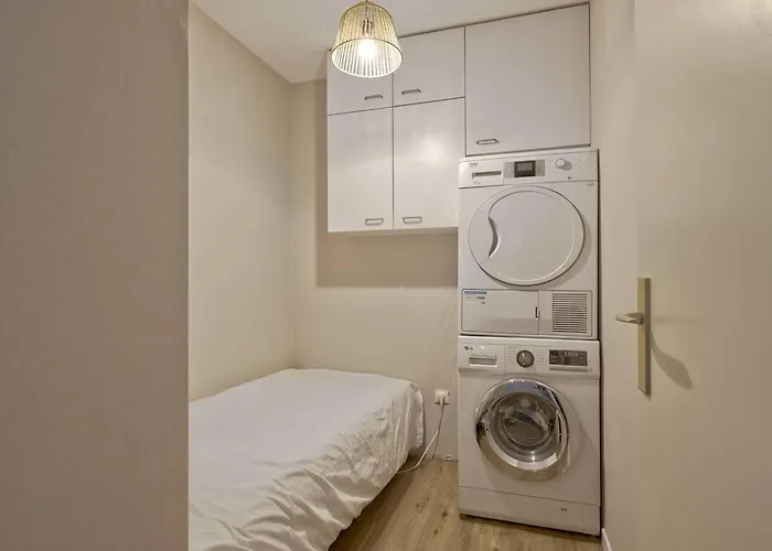 Arcachon: T2 Residentiel Pres Plage, 2 Balcons - Fr-1-433-137 *