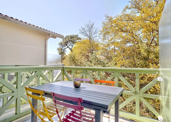Arcachon: T2 Residentiel Pres Plage, 2 Balcons - Fr-1-433-137 Lejlighed